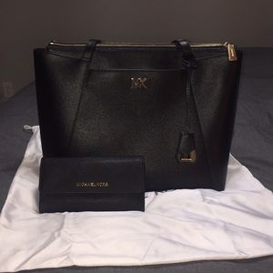 Michael Kors Maddie Tote + Jet Set Trifold Wallet